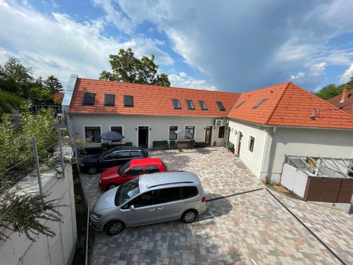 Veszprém Monbuhim Comfort מראה חיצוני תמונה
